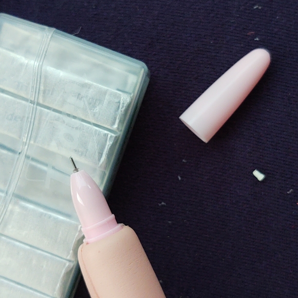 Squishy Unicorn Pen - Picture 7 of 8